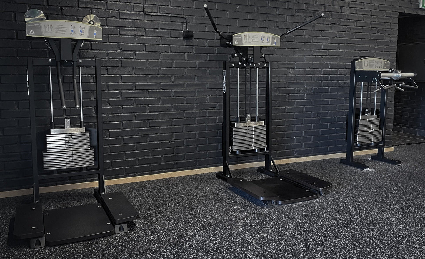 326 Standing Pec Fly