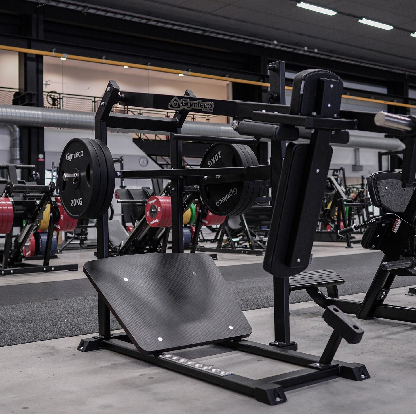 045 Pendulum Squat