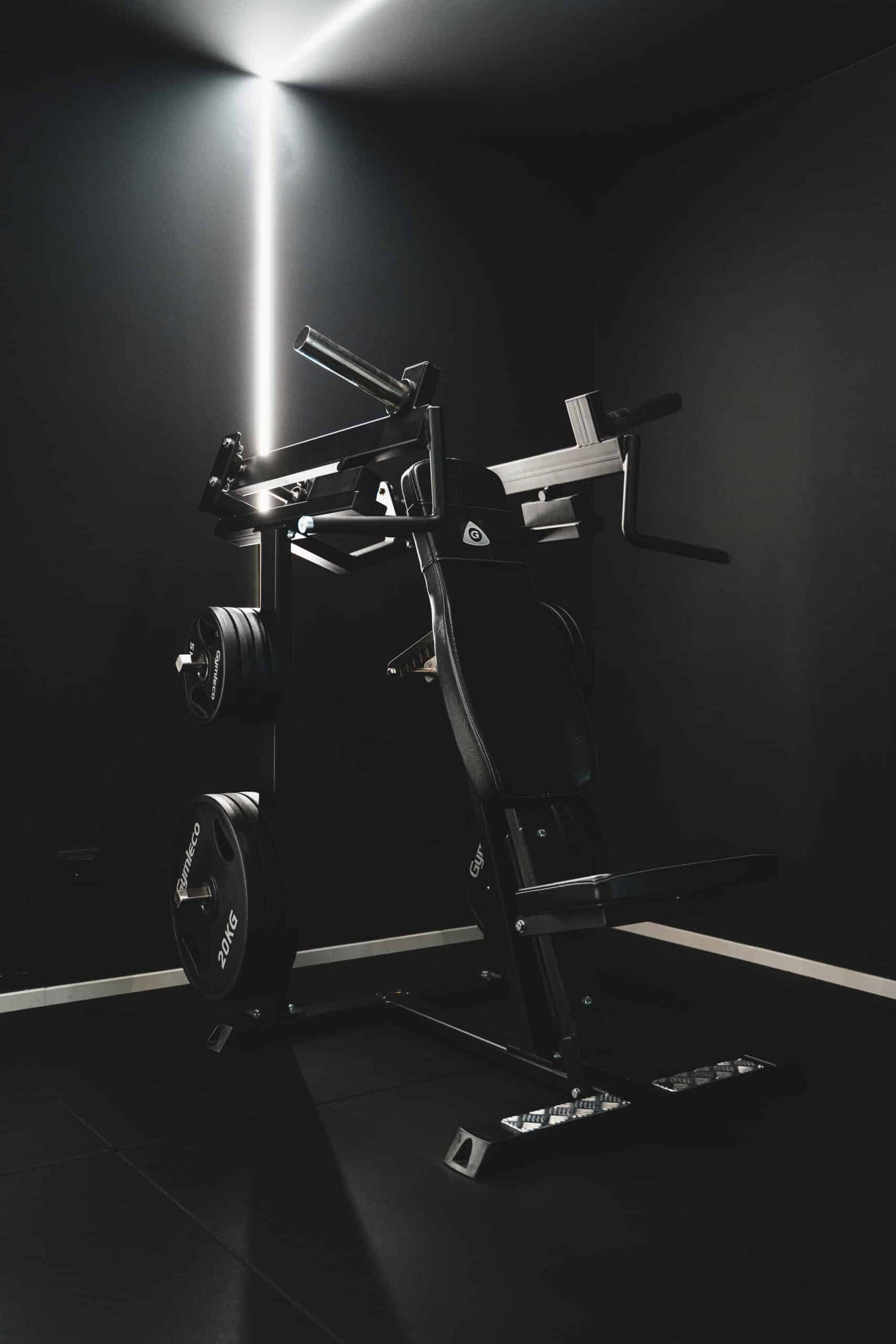 030 Shoulder Press