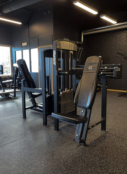 330 Shoulder Press