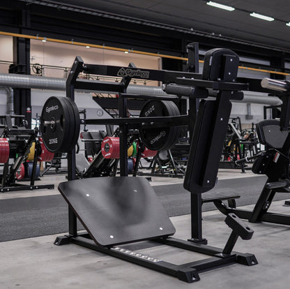 045 Pendulum Squat